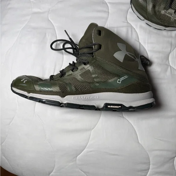 🔥 Under Armour Men’s Charged Core Mid Boots Gore-Tex — Size 9 — OD Green 🔥 - Picture 14 of 17
